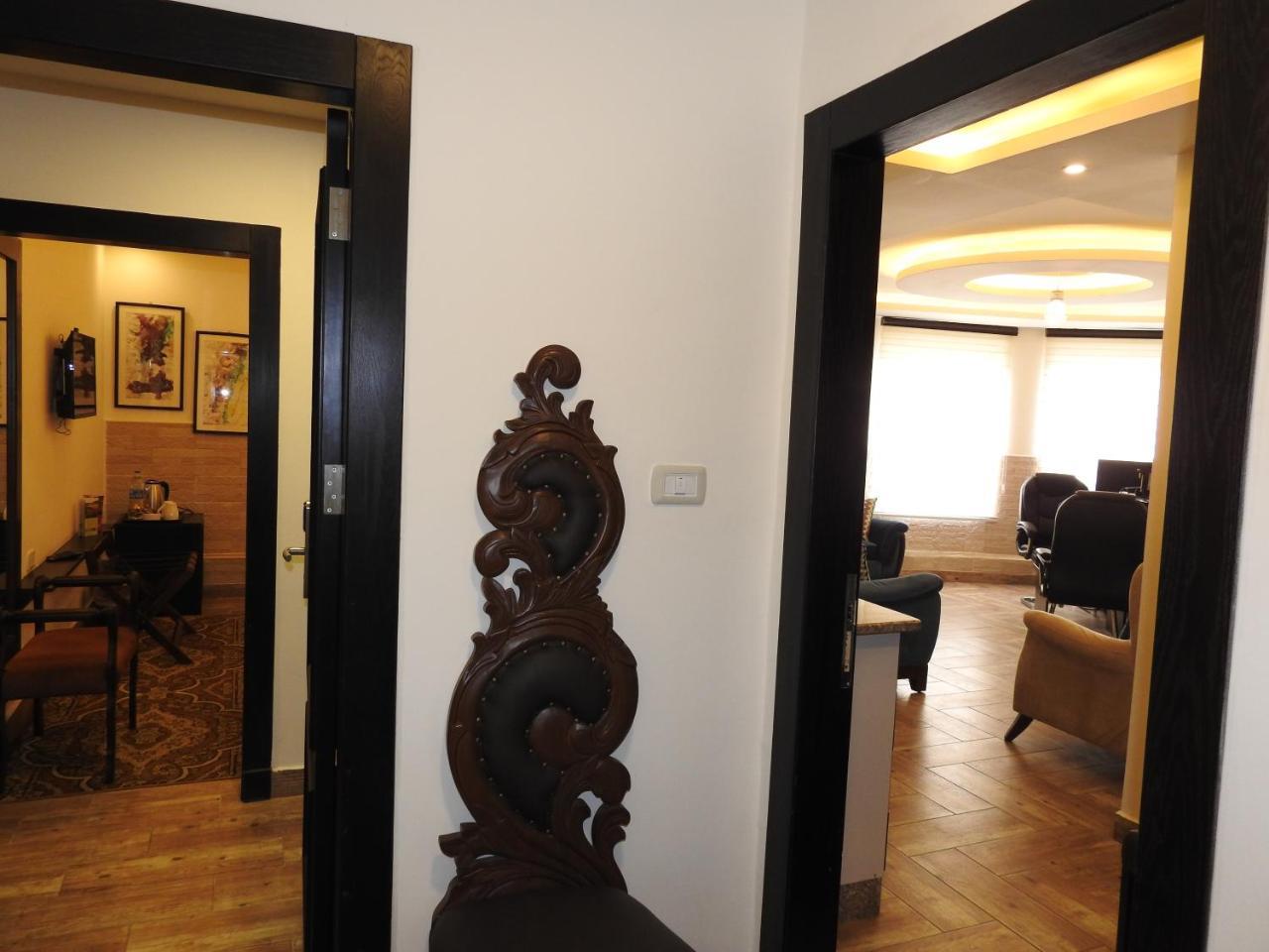 London Bridge Hotel Amman Exterior foto
